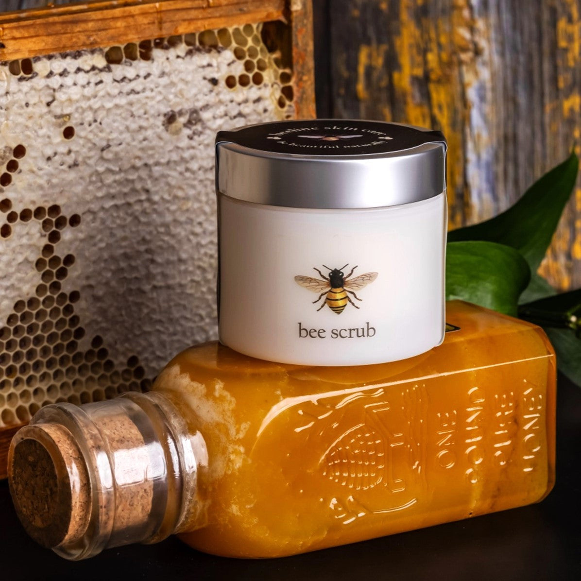 Bee_Scrub__80946.1737469460.1280.1280