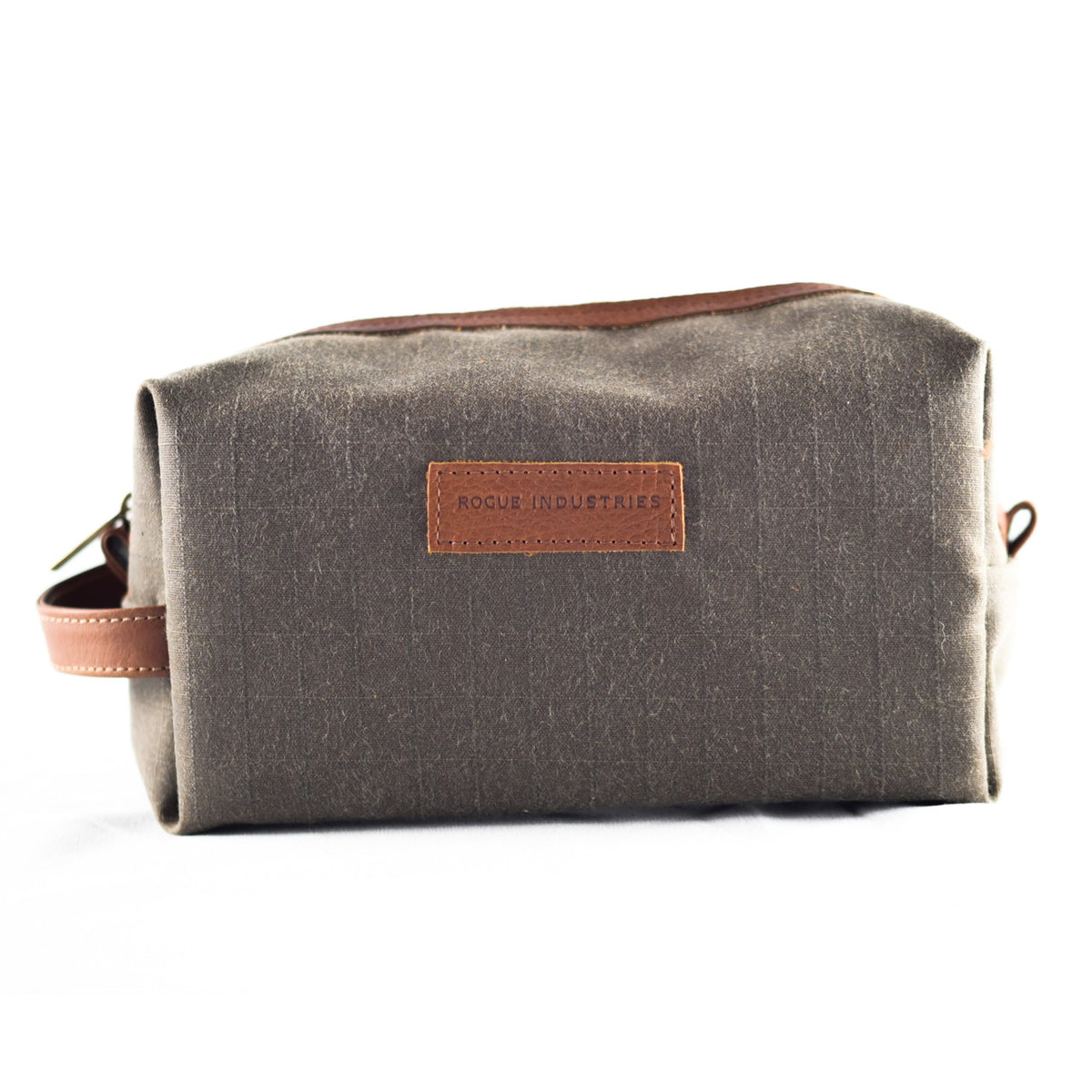 Rogue_Shave_Kit_Brown_wax_canvas_SQ__31337.1741877297.1280.1280